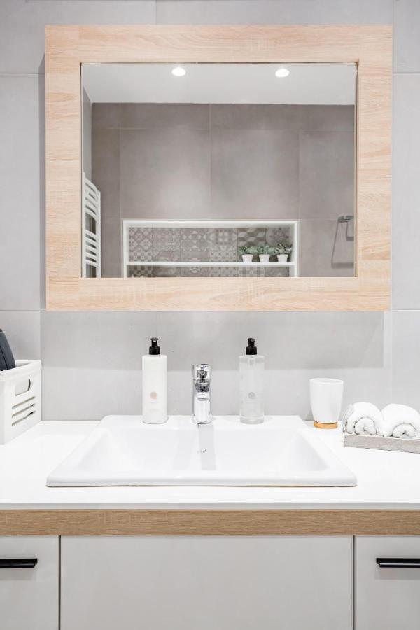 Apartment Hostgost Selected - Molerova 9